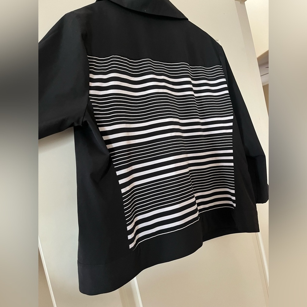 Sale! Chico’s Black & White Lightweight Jacket Zipper Women’s Size Large - Picture 3 of 16